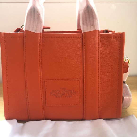 New mini tote - Picture 3 of 3